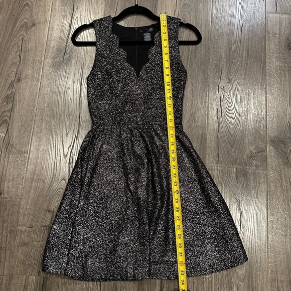 Aqua Brand Bloomingdales Scalloped Neck Dress Gold Glitter Black Small NYE Party - Picture 10 of 12